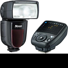 Nissin flashes